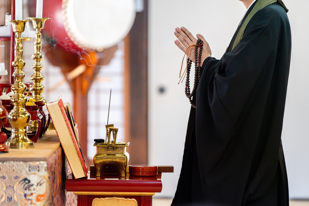 お寺の廃業を判断する前に考えるべきこと