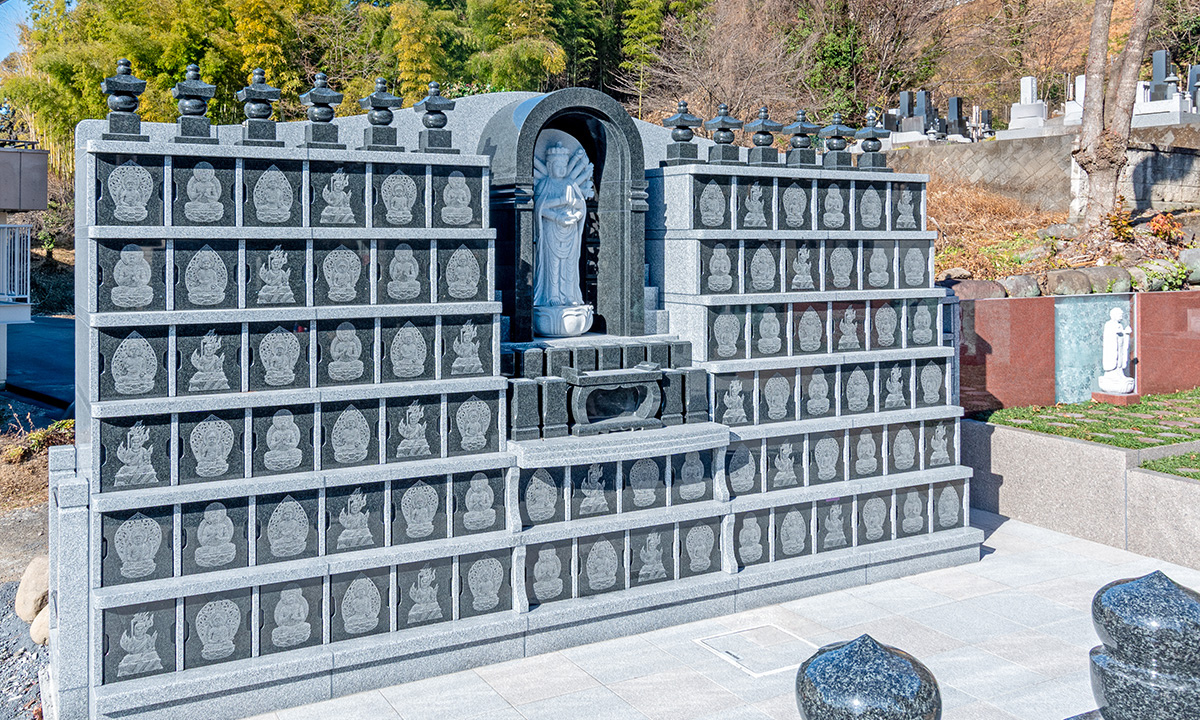 不動寺「やすらぎ五輪塔」